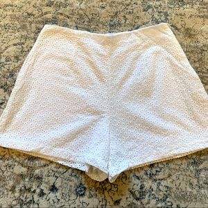 Large Zara High Waisted White Eyelet Lace Shorts